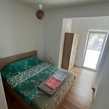 Apartment Marija โอครีด ภายนอก รูปภาพ