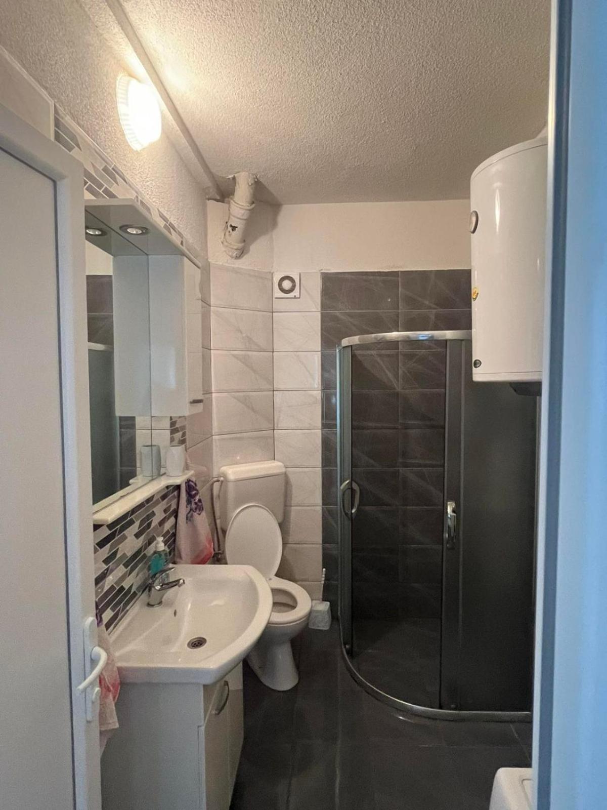 Apartment Marija โอครีด ภายนอก รูปภาพ