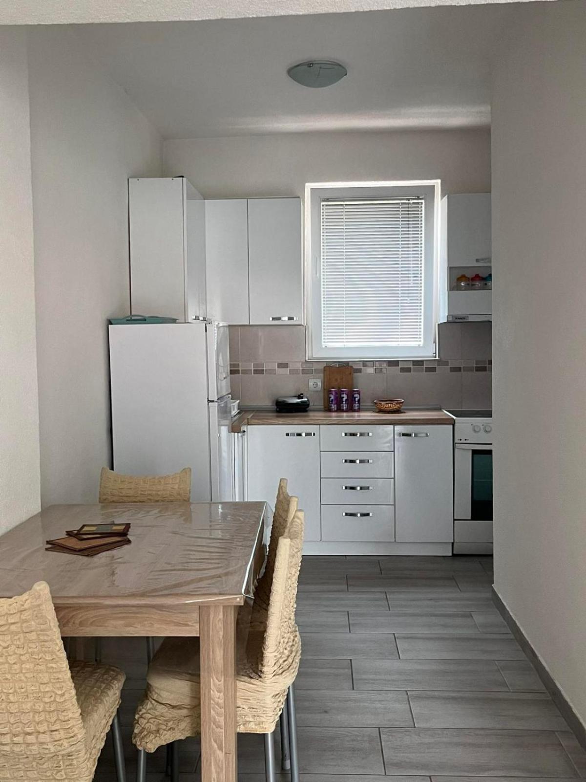 Apartment Marija โอครีด ภายนอก รูปภาพ